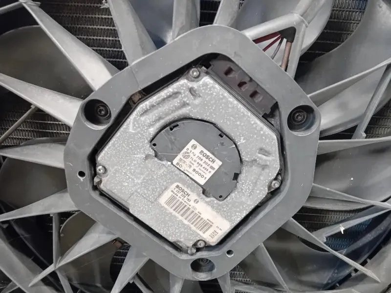 KIT Radiatori 7L0 121 203 G7L6 121 253 B Audi Q7 4LB 2006