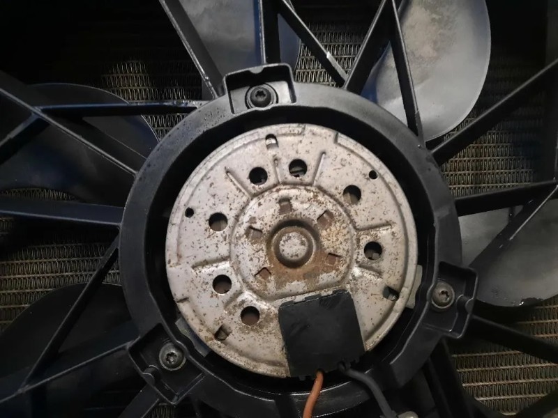 KIT Radiatori 6450-9206296 Bmw Serie 1 E87 Berlina 2005