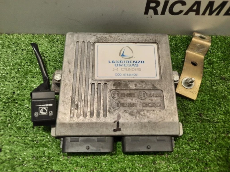 Accessori Montaggio Paraurti ANT Alfa Romeo Spider I 1990