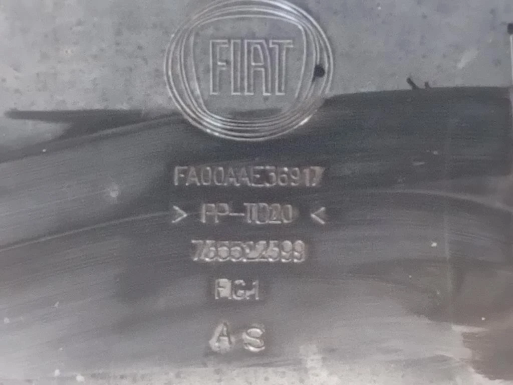 Paraurti ANT 71777654 Fiat 500L 2013