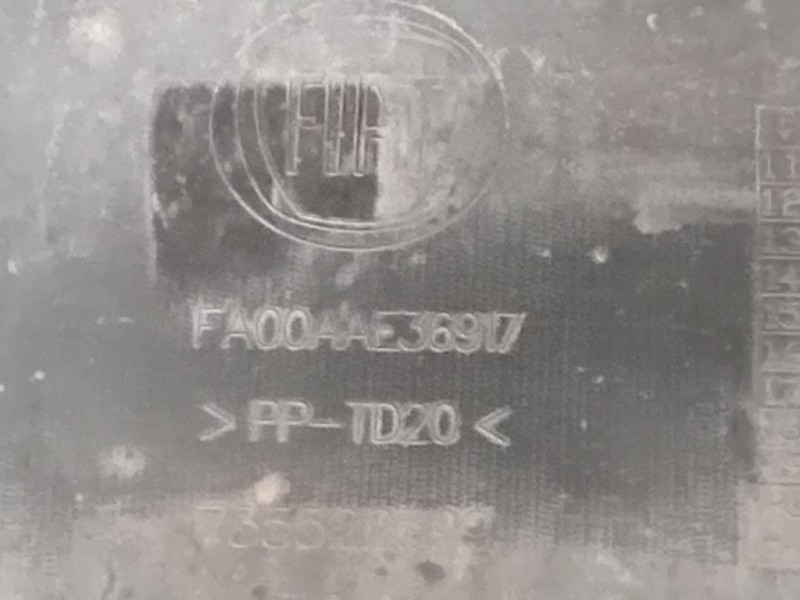 Paraurti ANT 71777664 Fiat 500L 2013