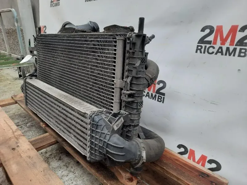 KIT Radiatori 3M5H-8C607-UB3M5H9L440AD Ford Focus II 2005