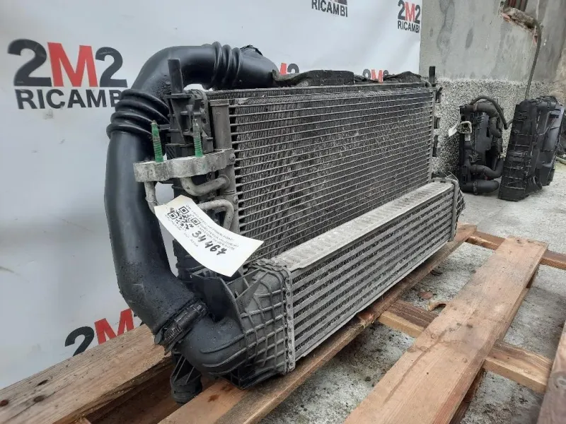 KIT Radiatori 3M5H-8C607-UB3M5H9L440AD Ford Focus II 2005