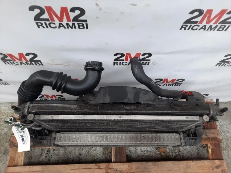 KIT Radiatori 3M5H-8C607-UB3M5H9L440AD Ford Focus II 2005