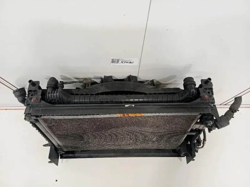 KIT Radiatori GX73-8C607-AD Jaguar XE 2015