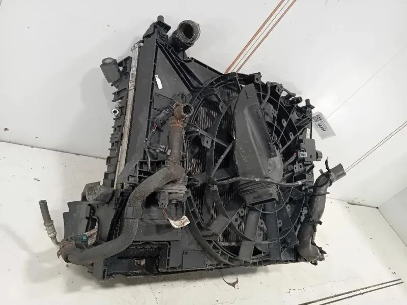 KIT Radiatori GX73-19710-BC Jaguar XE 2015