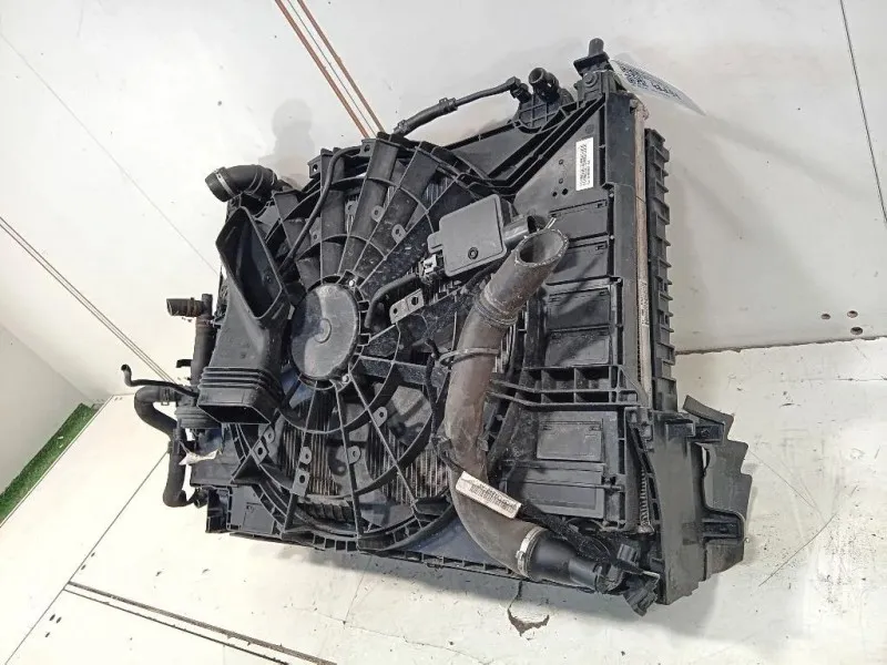 KIT Radiatori GX73-19710-BC Jaguar XE 2015