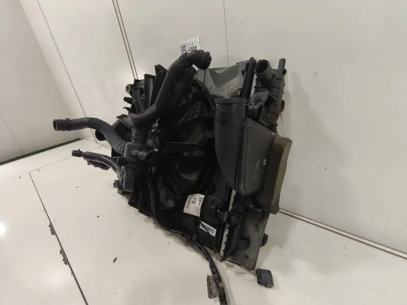 KIT Radiatori KIT RADIATORI Jaguar XF I 2011