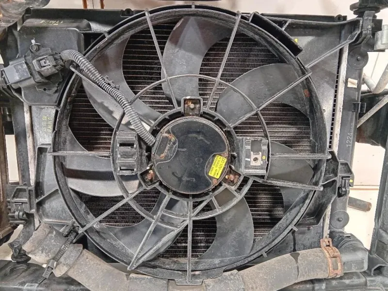 KIT Radiatori KIT RADIATORI Kia RIO III 2012