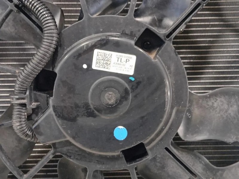 KIT Radiatori 25304-D7720 Kia Sportage III 2010