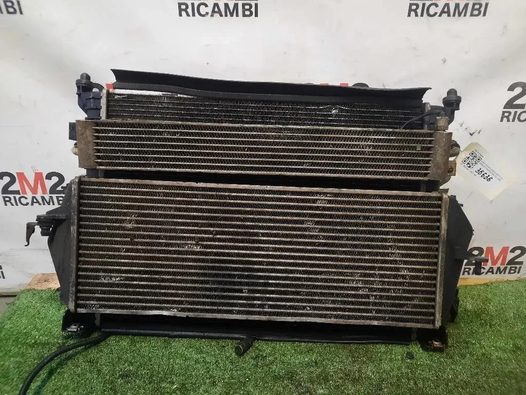 KIT Radiatori KIT RADIATORI Land Rover Discovery II 1999