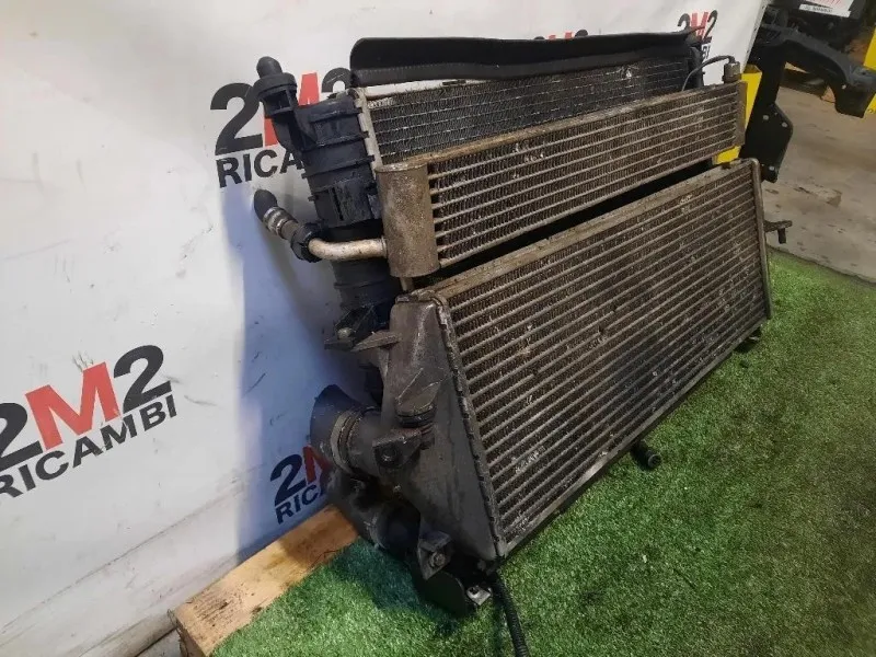 KIT Radiatori KIT RADIATORI Land Rover Discovery II 1999