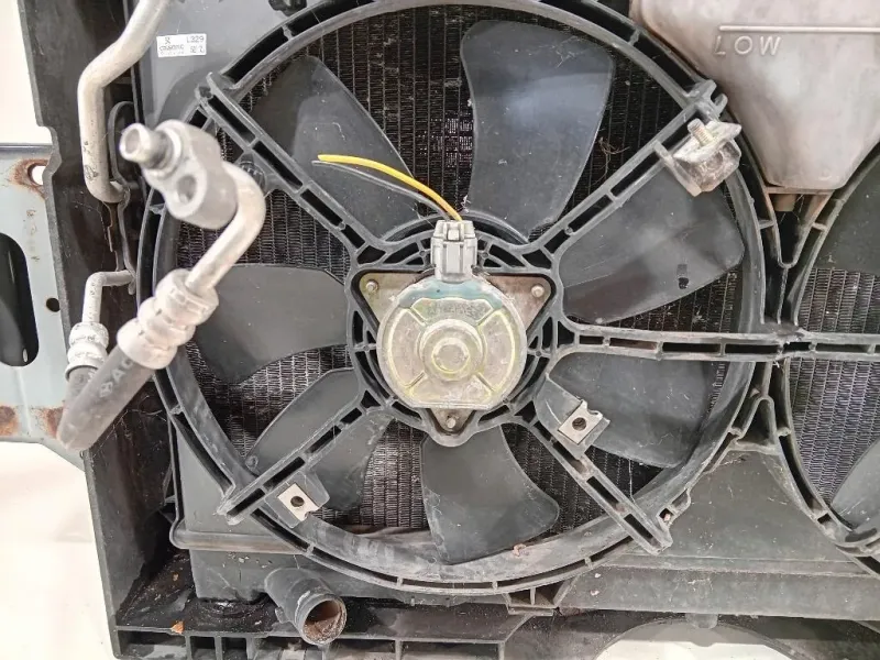 KIT Radiatori KIT RADIATORI Mazda 6 I 2005