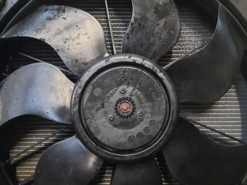 KIT Radiatori  Mercedes Classe C W204 2007