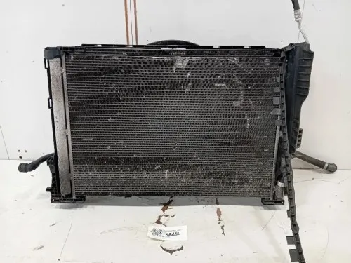 KIT Radiatori A0995002003 Mercedes Classe C W205 2014