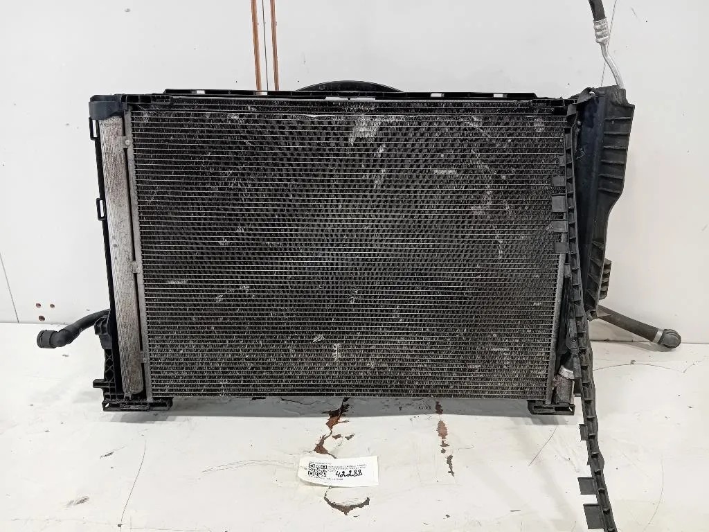 KIT Radiatori A0995002003 Mercedes Classe C W205 2014