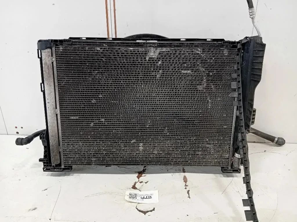 KIT Radiatori A0995002003 Mercedes Classe C W205 2014