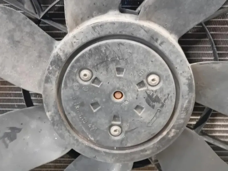 KIT Radiatori A0995002003 Mercedes Classe C W205 2014