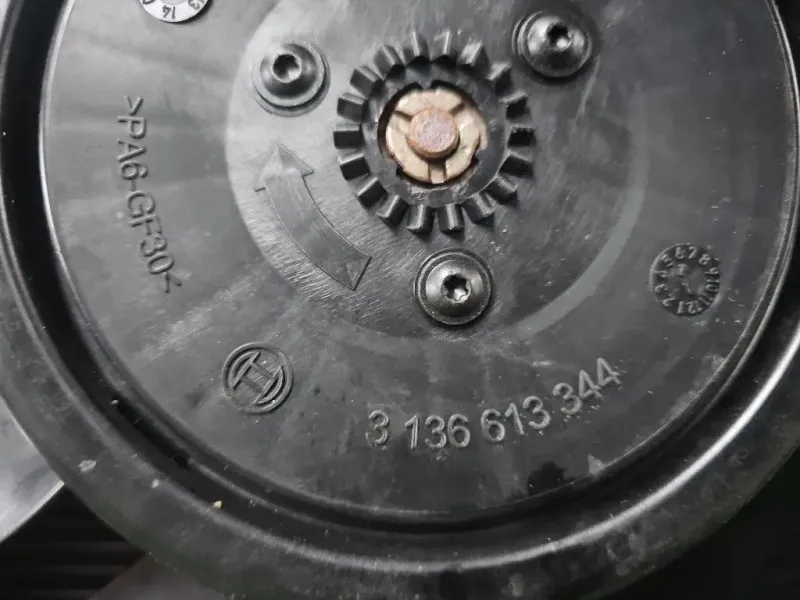 KIT Radiatori 3136613344 Mercedes Classe E S212 SW 2009