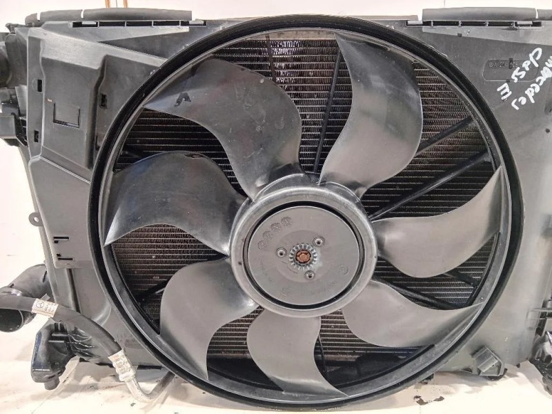 KIT Radiatori 3136613436 Mercedes Classe E W212 2013