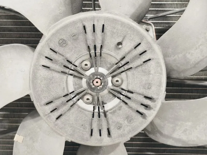 KIT Radiatori A203 500 04 93 Mercedes Classe SLK R171 2004