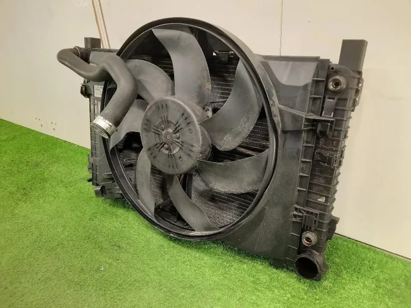 KIT Radiatori A2035004203 A2035000593 Mercedes Classe SLK R171 2008