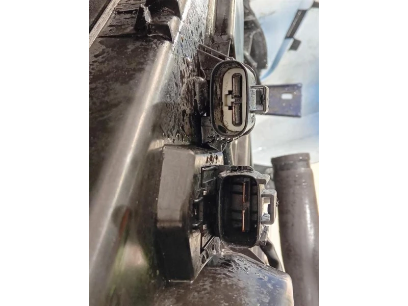 Paraurti ANT PARAURTI ANT + KIT RADIATORI CALANDRA PARAURTI Ford Transit Custom I 2013