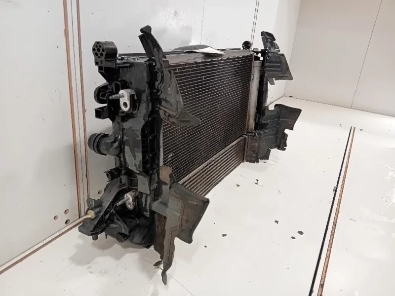 KIT Radiatori 3901332239109109 Opel Astra K 2016