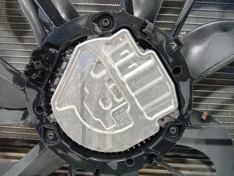 KIT Radiatori 3901332239109109 Opel Astra K 2016