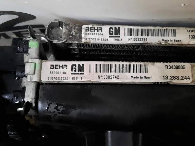 KIT Radiatori 1334610713356285 Opel Meriva B 2010