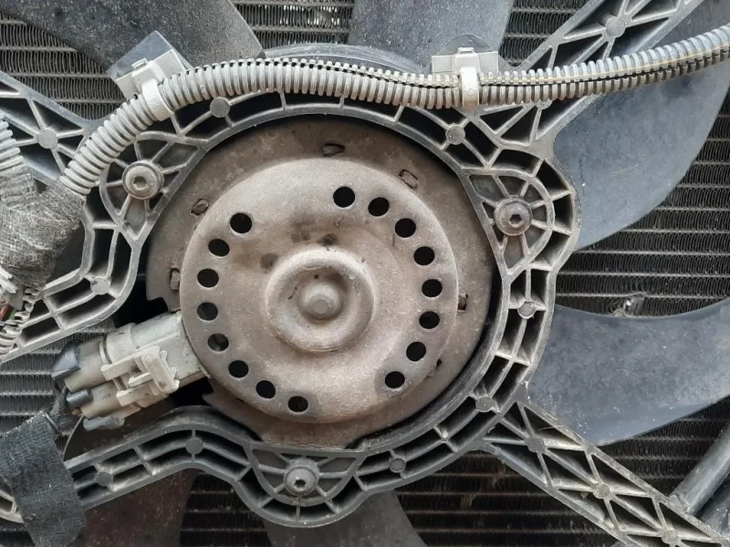 KIT Radiatori 1334610713356285 Opel Meriva B 2010