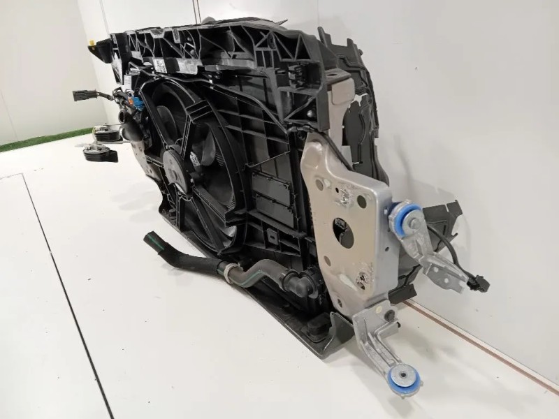 KIT Radiatori 19995YY0591EP 98166039 9677147480 Peugeot 308 II SW 2017