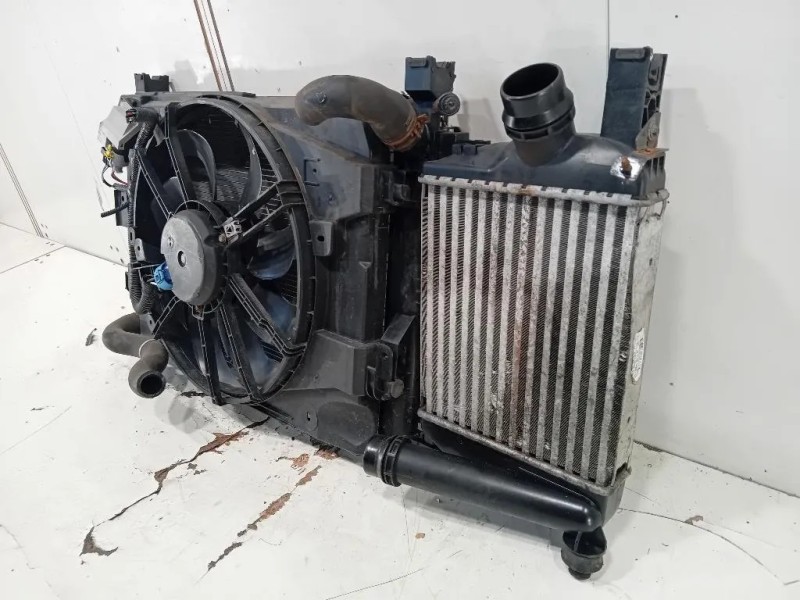 KIT Radiatori 921006843R Renault CLIO IV 2013