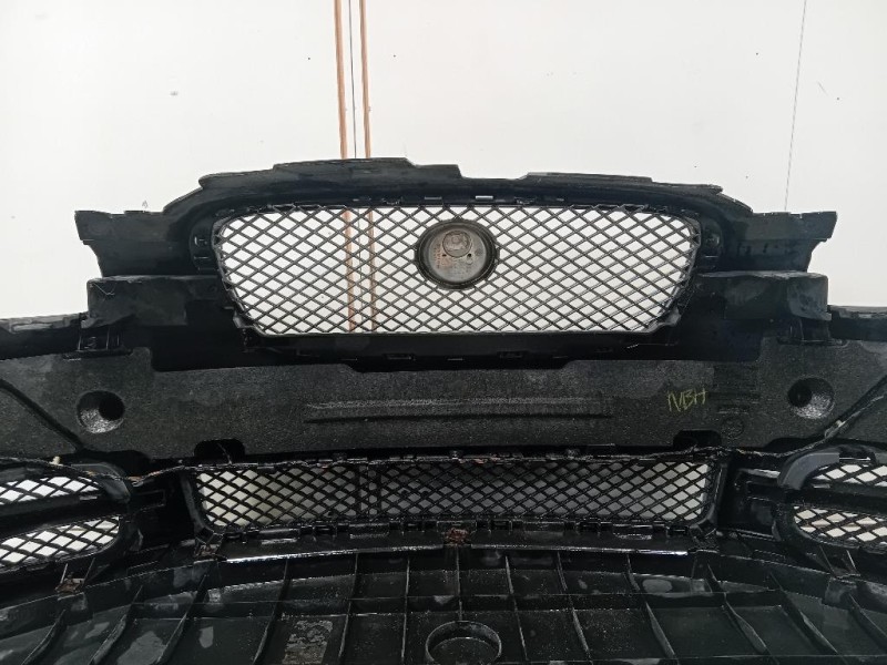 Paraurti ANT 8X23-170831 Jaguar XE 2015