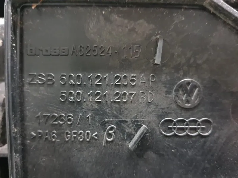 KIT Radiatori 5Q0121207BD 5Q0121251GB 5Q0816411AL Volkswagen GOLF VII 2013