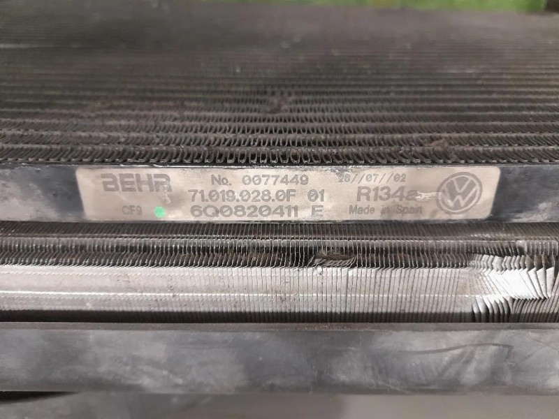 KIT Radiatori 6Q0121253R Volkswagen POLO IV 2002