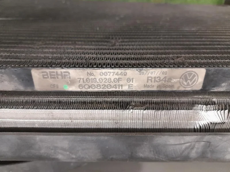 KIT Radiatori 6Q0121253R Volkswagen POLO IV 2002