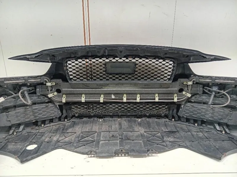 Paraurti ANT PARAURTI ANTERIORE JAGUAR XE COMPLETO Jaguar XE 2015