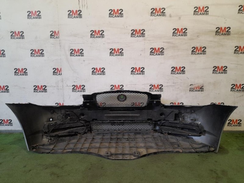 Paraurti ANT 8X23-17E8988 Jaguar XF I 2008
