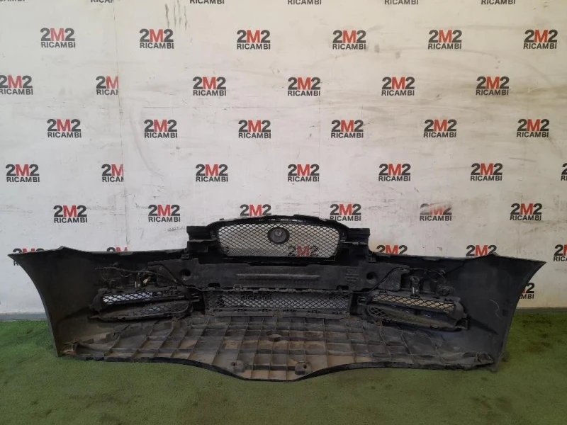 Paraurti ANT 8X23-17E898 Jaguar XF I 2008