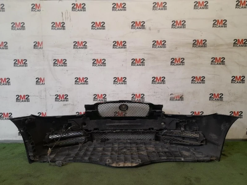Paraurti ANT 8X23-17C831 Jaguar XF I 2011