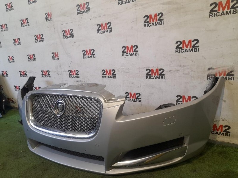 Paraurti ANT 8X23-17E898 Jaguar XF I 2011