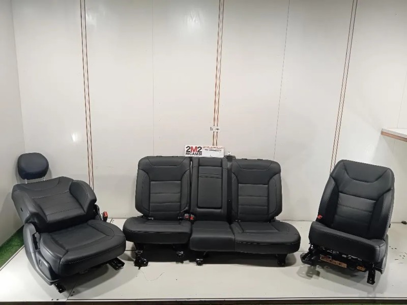 KIT Sedili KIT SEDILI GLE W166 PELLE NERO Mercedes Classe GLE W166 2015