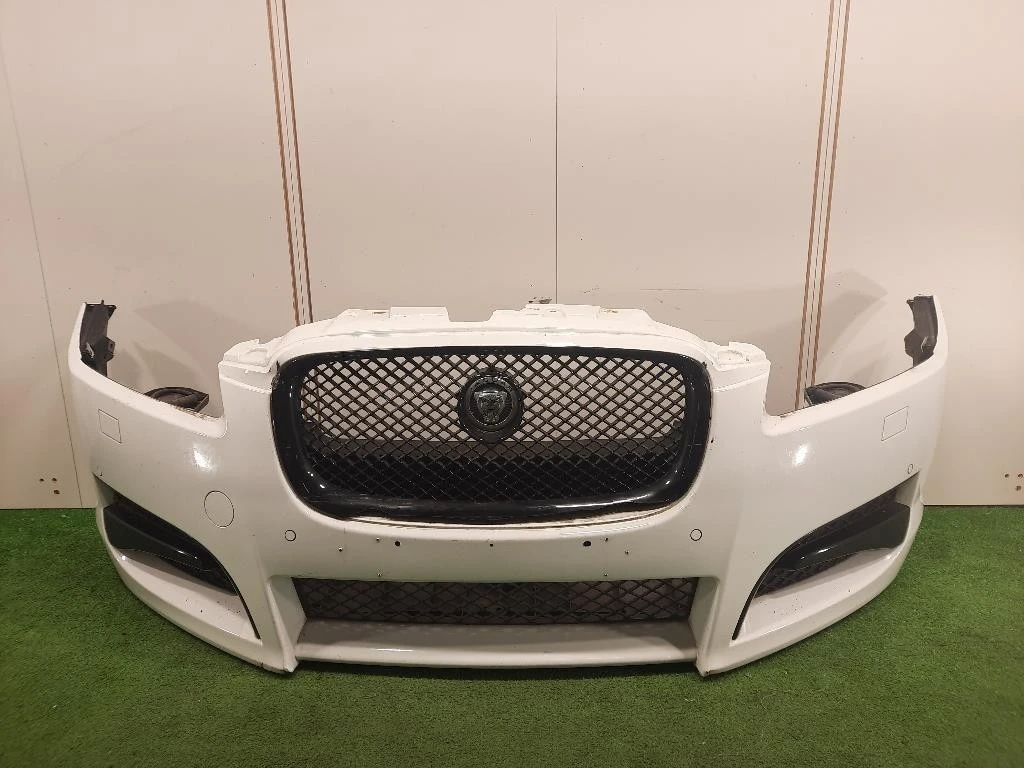 Paraurti ANT Jaguar XF I 2011