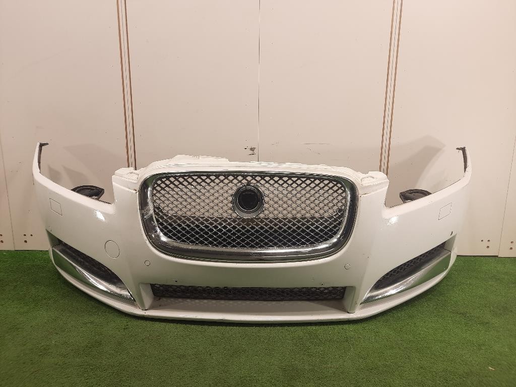 Paraurti ANT Jaguar XF I 2011