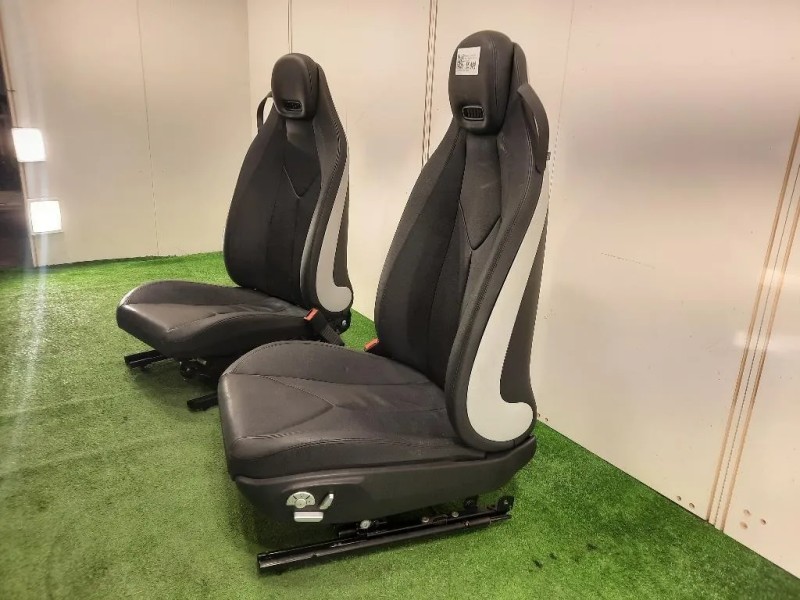 KIT Sedili  Mercedes Classe SLK R171 2004