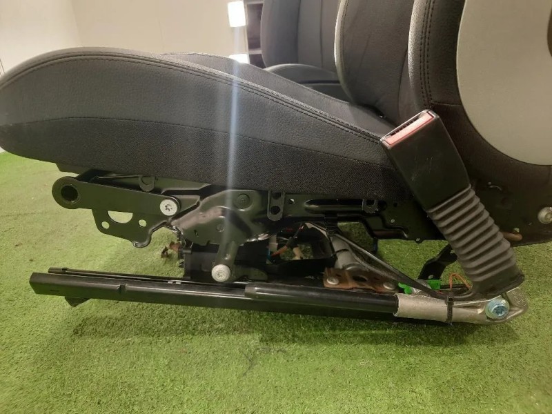 KIT Sedili  Mercedes Classe SLK R171 2004