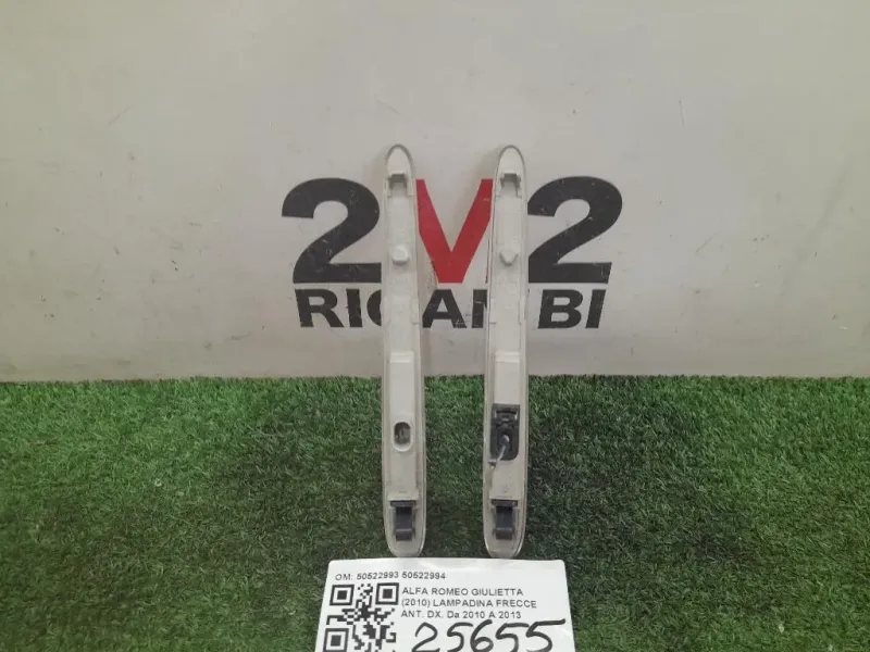 Lampadina Frecce ANT DX 50522993 50522994 Alfa Romeo Giulietta 2010