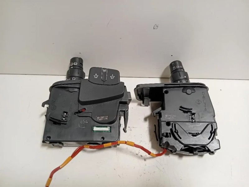 LEVA Devio Comando Radio 8201590631 Renault CLIO III 2006