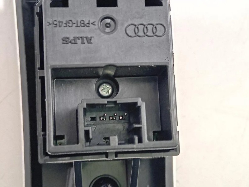 Listello Console Centrale 8W1863969 8W1863969 Audi A4 8W5 Avant 2015